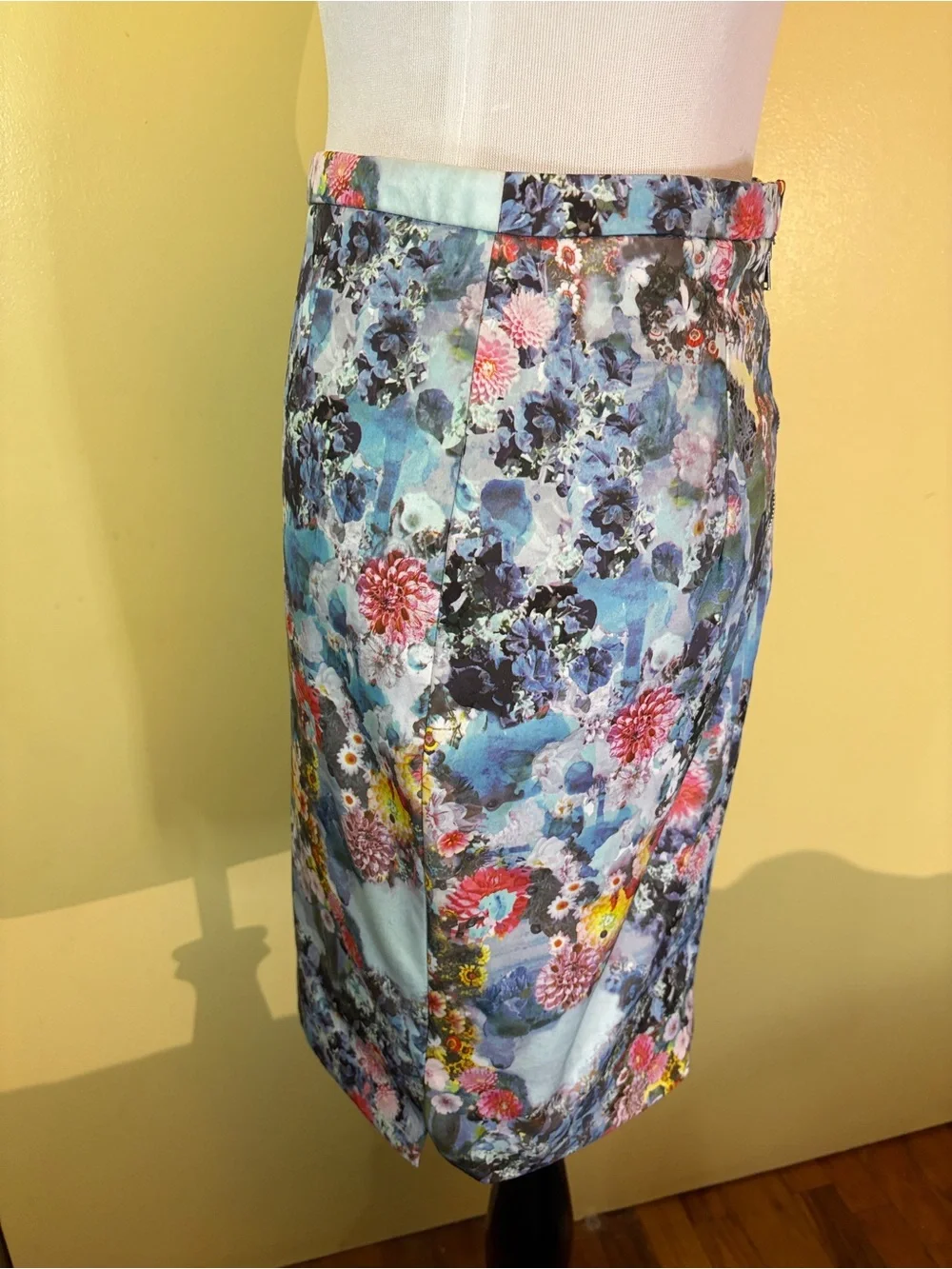 H&M tailored pencil